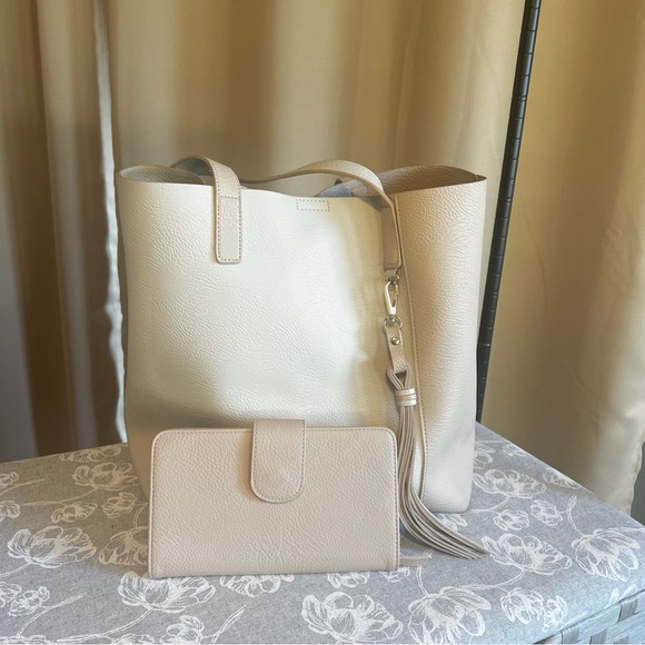 Large Two Tone Snap Top Closure Tote Bag With Matching Wallet Taupe Cream
